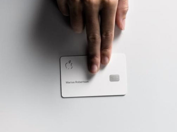 Apple Card - món đồ thời trang thay thế kỷ nguyên iPod