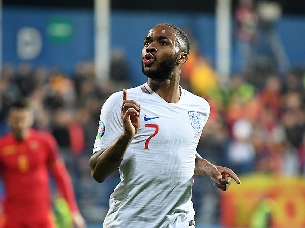 Sterling và Kane cùng lập công, ĐT Anh hủy diệt đối thủ ngay trên sân khách