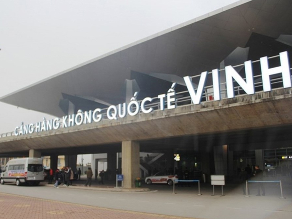 Sự cố sân bay Vinh khiến máy bay Vietnam Airlines không thể hạ cánh