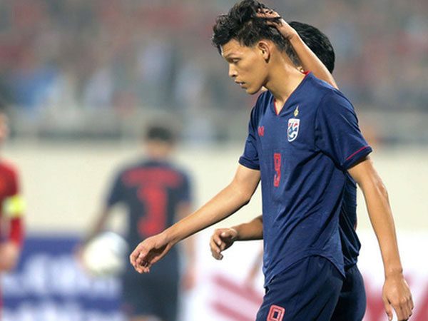 Tiền đạo U23 Thái Lan chơi xấu với Đình Trọng nhận án phạt nặng từ AFC