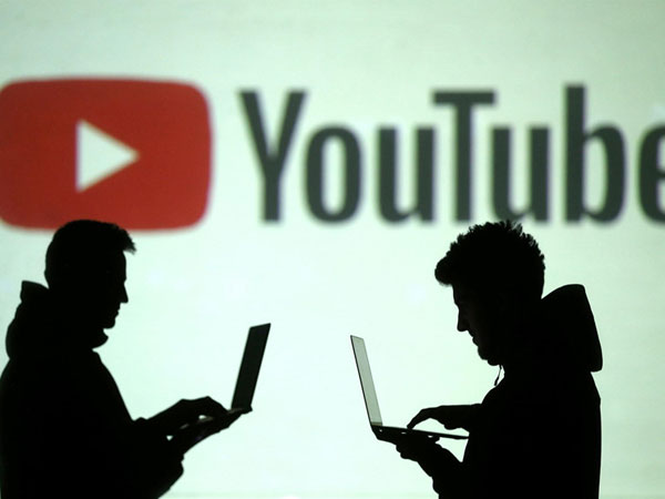 YouTube và thuật toán gây cực đoan hóa cùng nhiều thuyết âm mưu