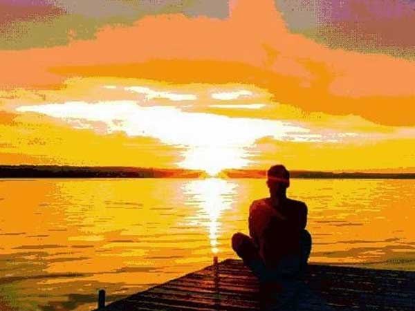15 lời khuyên 'ngấm vào xương' ai cũng nên nghe 1 lần, nhất là người từng bị 'đâm sau lưng'