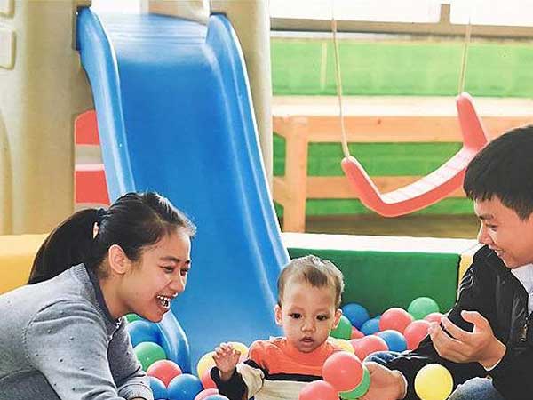 Con bị ho, mẹ đi khám choáng váng phát hiện bệnh 'nhà giàu', mỗi lần truyền thuốc tốn trăm triệu