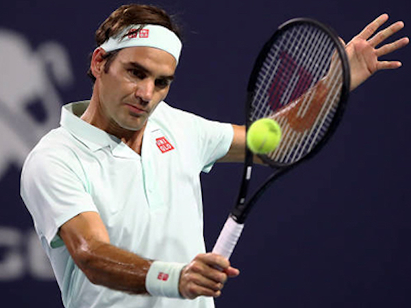 Federer thắng set trắng ở tứ kết Miami Mở rộng