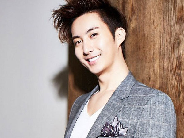 Nam idol nhóm nhạc Kpop nổi tiếng bị nhân viên quán bar kiện vì tội hiếp dâm, bị đơn đã nhanh chóng lộ diện