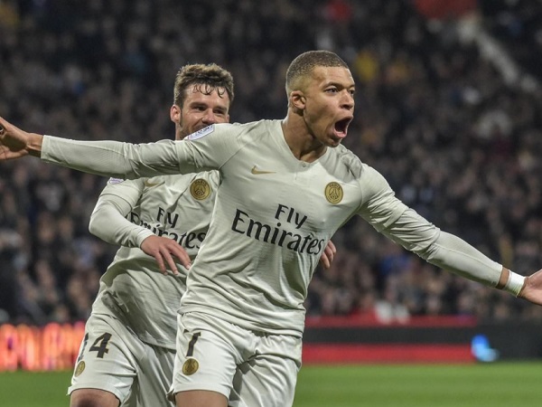 Clip: Mbappe tỏa sáng, PSG chạm tay vào chức vô địch