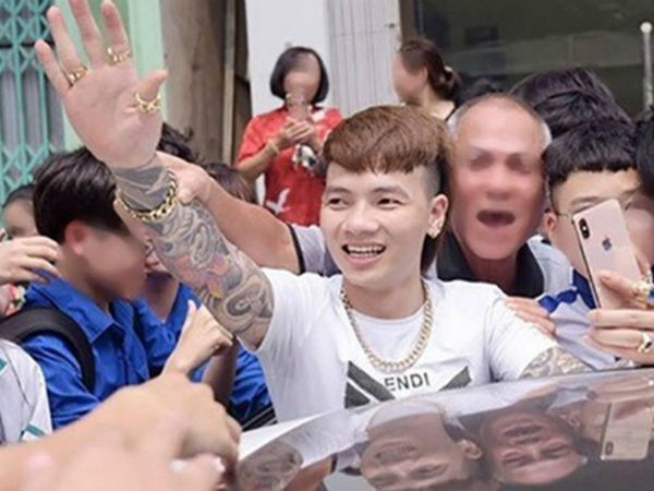 Khá Bảnh - Như một thứ hiểm hoạ Momo kinh sợ