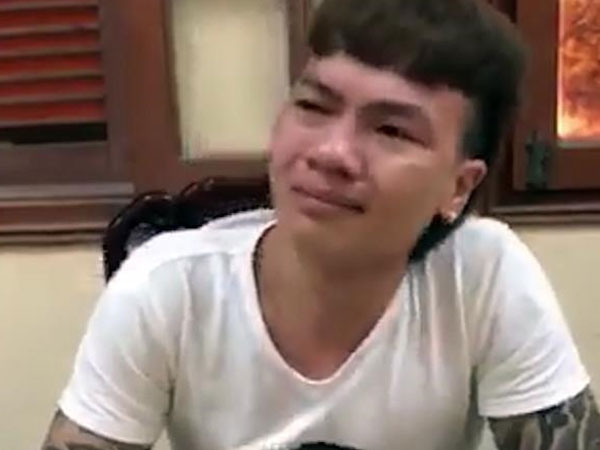 Video: Khá Bảnh khóc, nhắn 'anh em xã hội' đừng làm điều sai