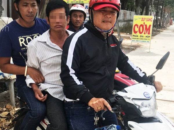 Bình Dương: Loạn luân với anh họ, người phụ nữ bị chụp ảnh nóng tống tiền, ép phải tiếp tục quan hệ