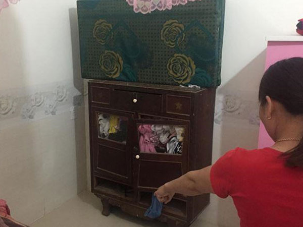 Dùng 50.000 đồng để dâm ô thiếu nữ hàng xóm