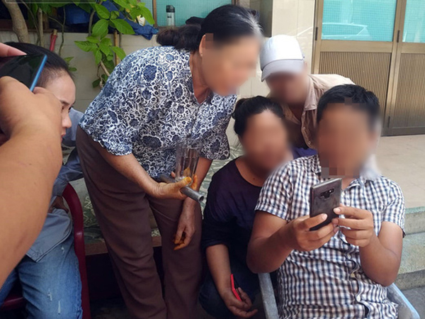 Hàng xóm của nguyên Phó Viện trưởng VKS ép hôn, sàm sỡ bé gái trong thang máy nói gì?