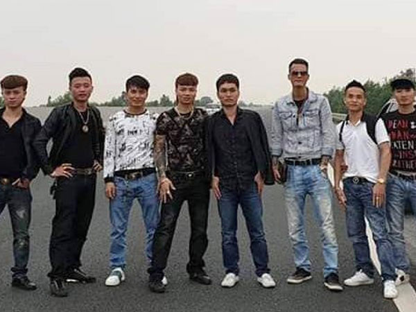 Những 'anh em xã hội' nào bị bắt cùng Khá Bảnh?