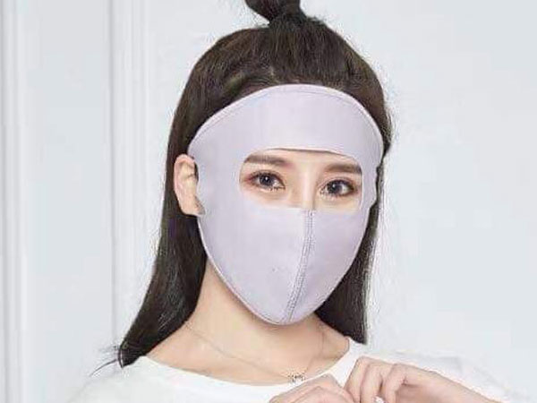 Thời trang ninja mới, chị em đồng loạt đeo ra đường trông quá sợ