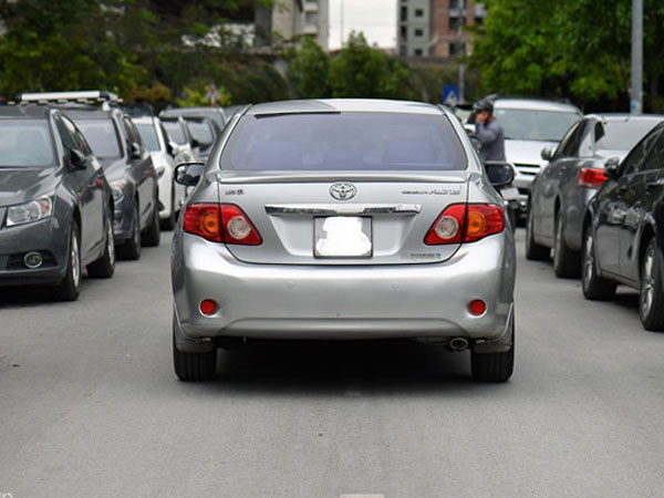 Bộ GTVT tiếp tục đề xuất xe hợp đồng phải gắn mào như taxi