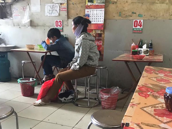 Chuyện cảm động phía sau 3 chữ 'Mẹ no rồi': Hy sinh tất cả vì con nhưng mấy ai hiểu được lòng cha mẹ