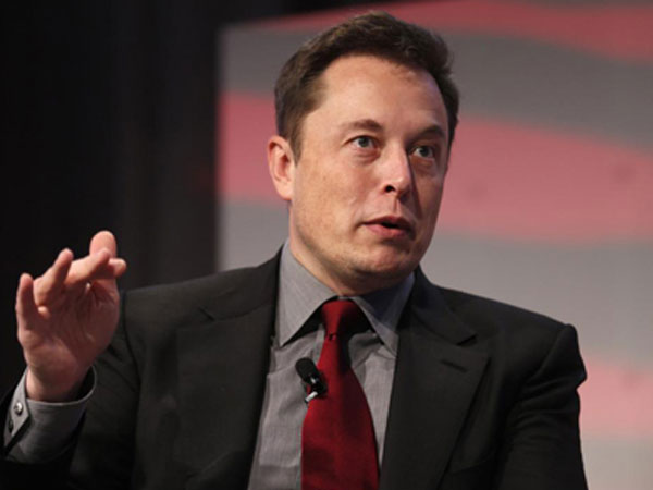 Cổ phiếu lao dốc, ông chủ Tesla mất một tỷ USD chỉ trong 2 phút