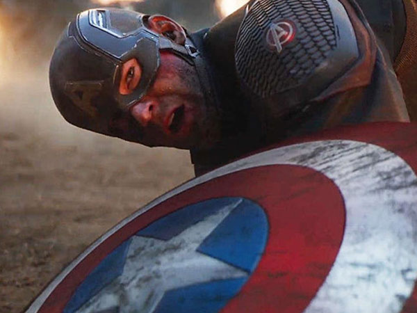 Vé 'Avengers: Endgame' được rao bán với giá hơn 15.000 USD