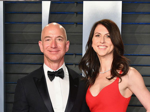 Vợ cũ Jeff Bezos được chia 35 tỷ USD sau ly hôn