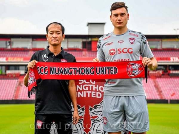 CHÍNH THỨC: Văn Lâm có thầy mới là học trò cũ HLV Park Hang-seo