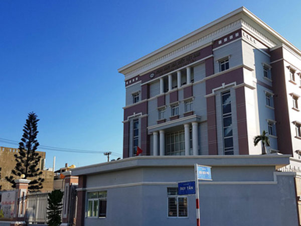 Ngân hàng Nhà nước Chi nhánh Phú Yên chi tiền 'thả ga'