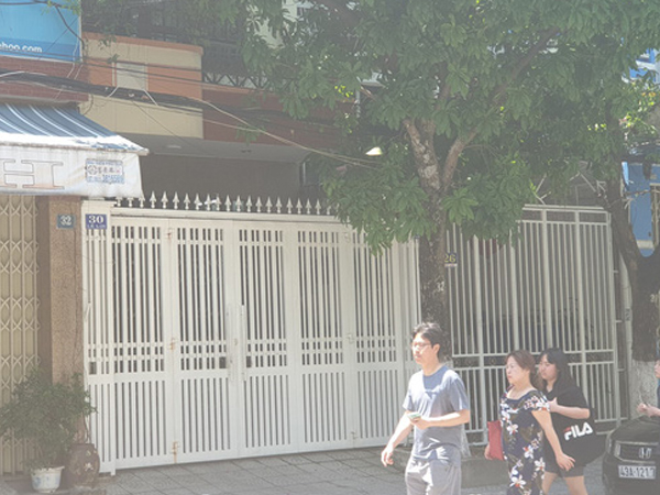 Nhà riêng của nguyên Phó viện trưởng VKS sàm sỡ bé gái bất ngờ mất số nhà