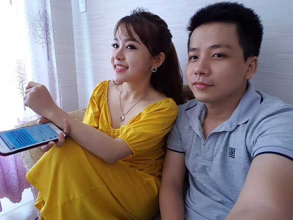 Thánh hóng liên tục truy tìm danh tính bạn gái Khoa Pug - YouTuber có màn bóc 'phốt' gay cấn nhất MXH
