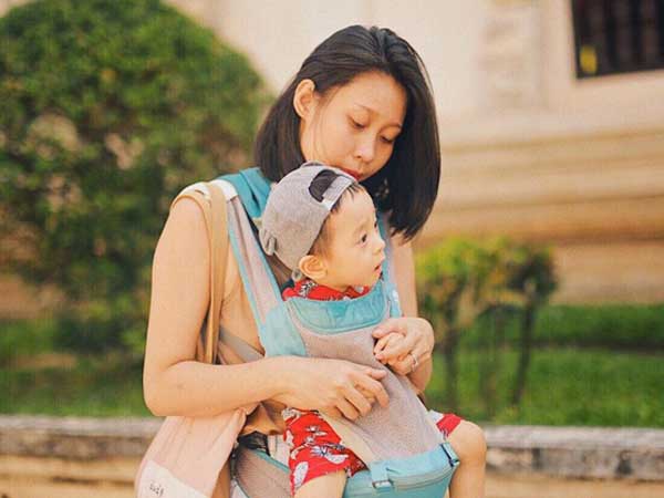 Ngày thanh minh, nghẹn ngào đọc thư tay vợ trẻ gửi chồng quá cố sau 2 năm anh qua đời: 'Em và con vẫn mãi thương anh!'
