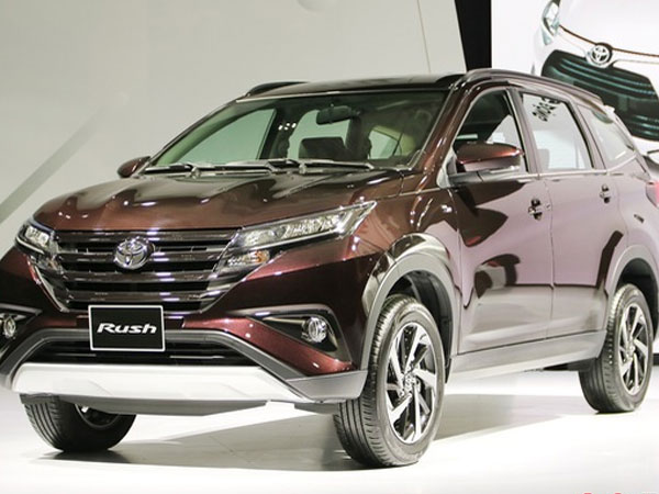 Toyota Rush 'hụt hơi' khi đua doanh số với Xpander
