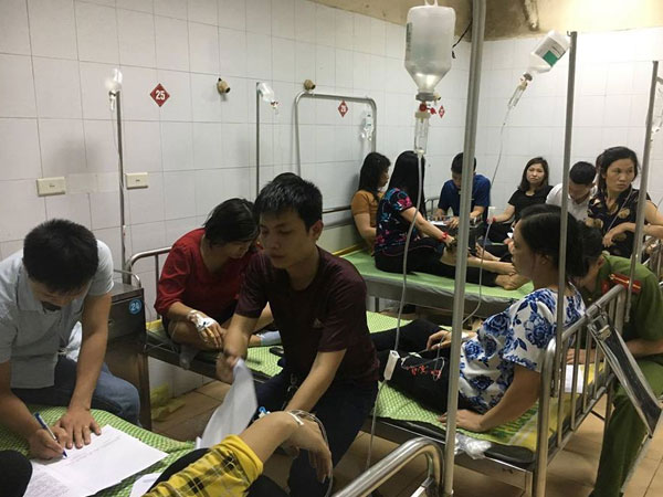 86 công nhân may bị ngộ độc thực phẩm, phải vào viện cấp cứu