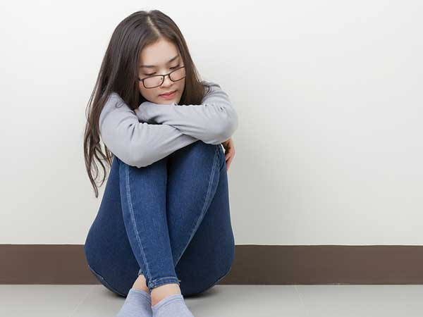 Tôi quên ví ở nhà, bạn trai thà chở về lấy chứ không định cho mượn