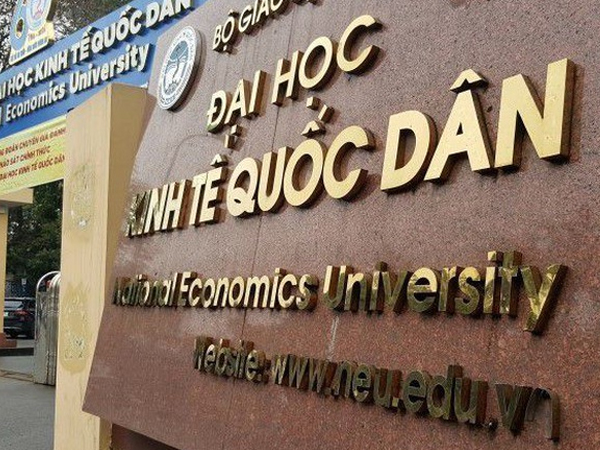 ĐH Kinh tế Quốc dân xóa tên 2 thí sinh Hòa Bình được nâng điểm thi