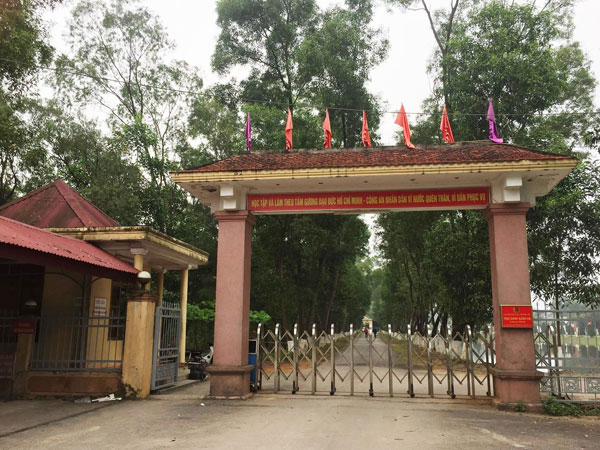 Nữ cán bộ trại giam mải bán hàng, một phạm nhân bị bạn tù đâm chết