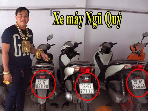 Phúc XO - Người đeo nhiều vàng giả nhất Việt Nam - có dàn xe biển ngũ quý cũng là đồ giả nốt