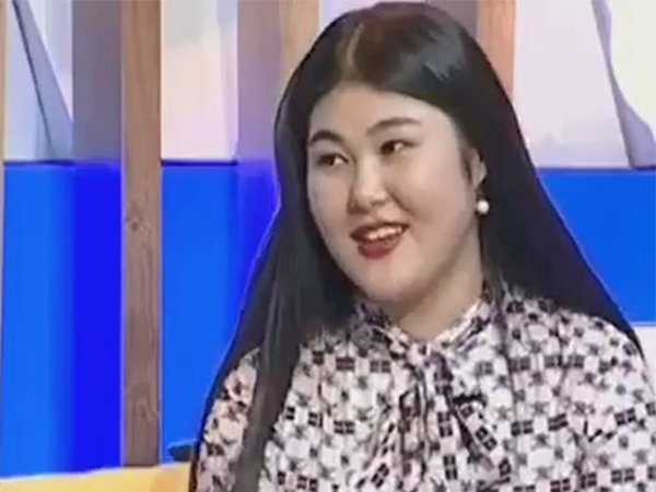 Thiếu nữ Hồi giáo 19 tuổi gây sốc khi lên truyền hình rao bán trinh tiết để trả học phí và...vá lại màng trinh