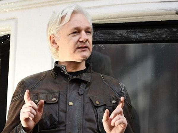 Tổng thống Ecuador bị cáo buộc 'trả thù cá nhân' ông chủ WikiLeaks