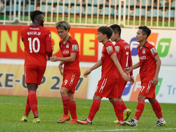 HAGL 3-2 Than Quảng Ninh: Văn Toàn lập cú đúp, HAGL đứt chuỗi 3 trận thua tại V.League 2019