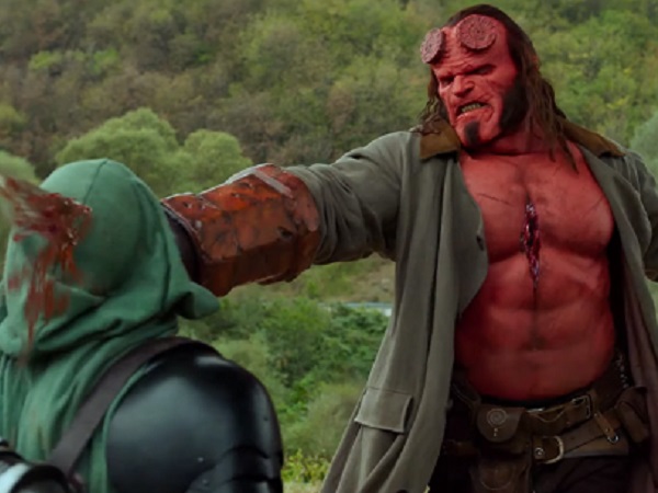 Hellboy - Neil Marshall 'chơi' bạo lực quá đà tiện tay giết luôn cả bộ phim