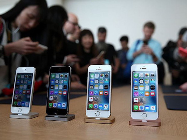 Apple lại mở bán mẫu iPhone SE với giá 249 USD