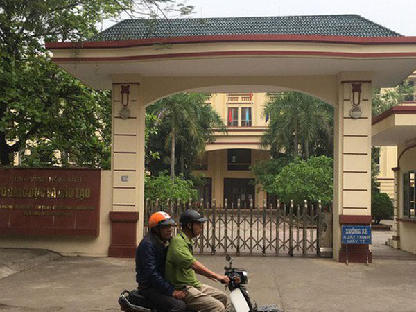 'Lộ diện' những thí sinh Hoà Bình được 'phù phép' nâng điểm