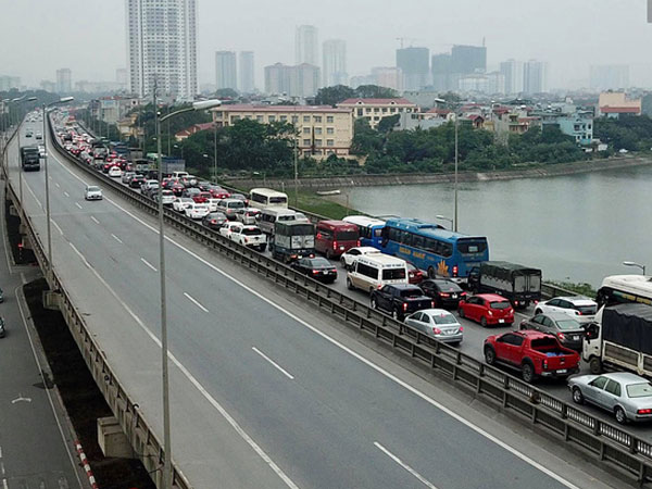 Vành đai 3 ùn tắc dài hàng km, cửa ngõ phía nam Thủ đô chật kín ngày cuối cùng kỳ nghỉ lễ