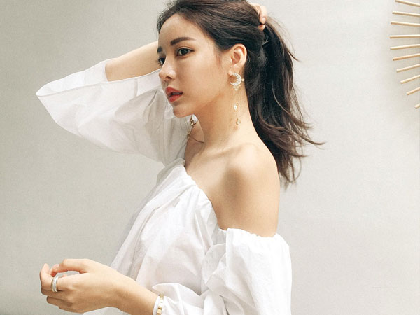Cứ đến hè là các chị em ráo riết sắm 4 món đồ này, diện mát và quan trọng là sang năm không lỗi mốt