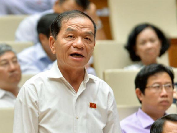 Đại biểu Quốc hội: Phải đình chỉ chức vụ bố mẹ có con được nâng điểm