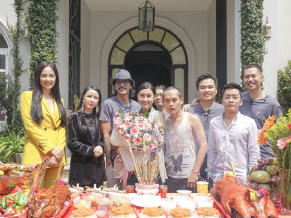 Dân mạng sốc với phim mới của Chi Pu, Thanh Hằng lại xuất hiện cả Mai Phương Thúy