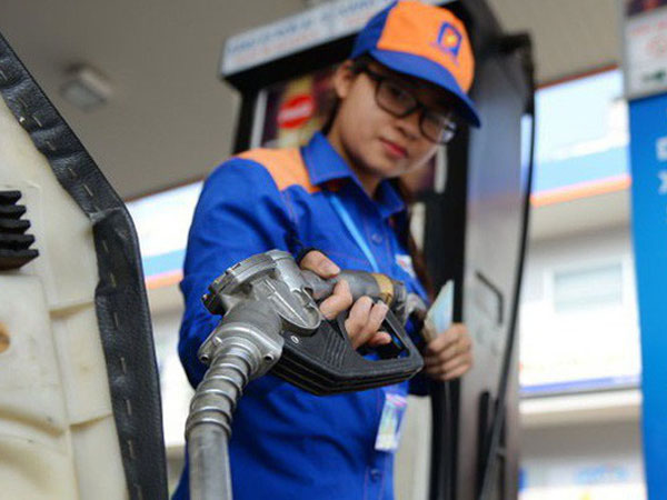 Xăng liên tục tăng giá: Hàng hóa 'nhảy múa' tăng theo
