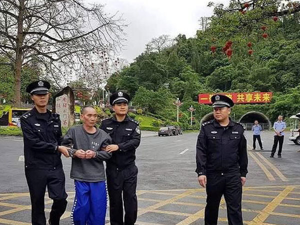 Bắt 'trùm' ma túy trốn nã 5 năm ở nước ngoài