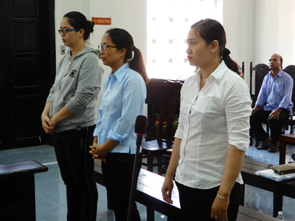 Hiệu trưởng bỏ túi trăm triệu từ tiền ăn học của trẻ