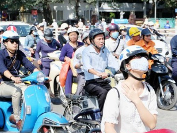 Miền Bắc nắng cháy da, nhiệt độ tăng chóng mặt có nơi 42 độ C