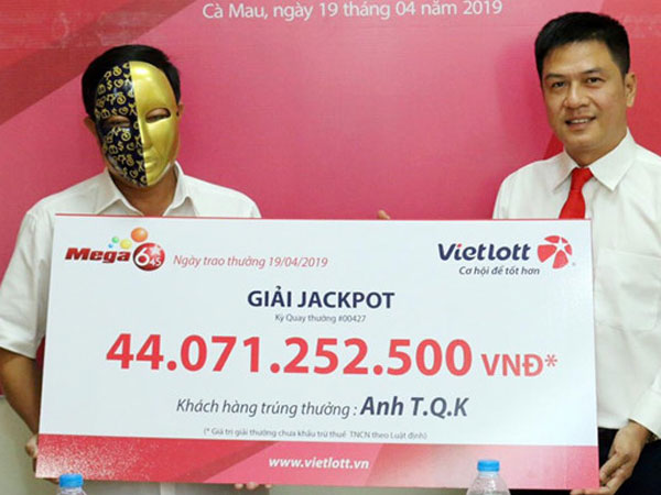 Người đàn ông nuôi tôm ở Cà Mau trúng số độc đắc 44 tỷ đồng
