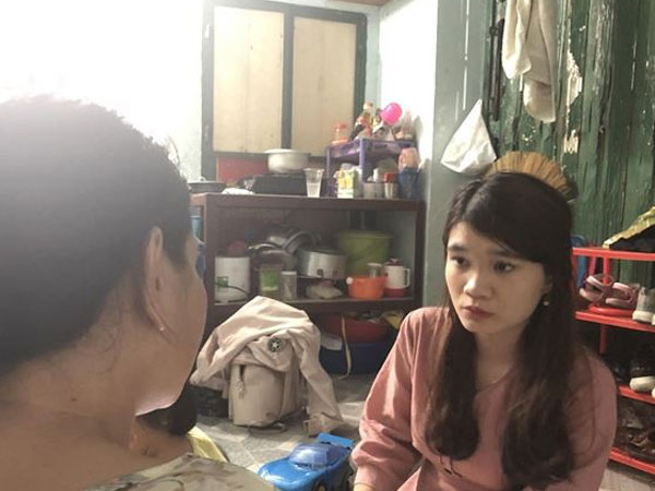 Gã hàng xóm dâm ô bé 5 tuổi, người mẹ nửa đêm đi tìm chứng cứ