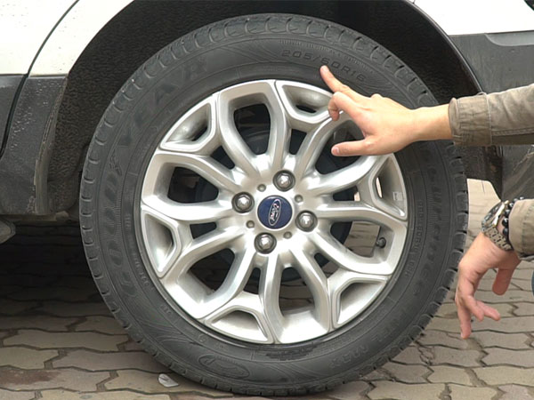 Những thông số trên lốp xe tài xế Việt không thể bỏ qua